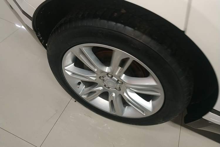 Used Land Rover Range Rover Velar 2022 250 PS Sparkling Heritage Edition
