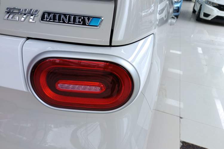 Used Wuling Hongguang MINIEV 2024 3rd Generation 215km Youth Edition