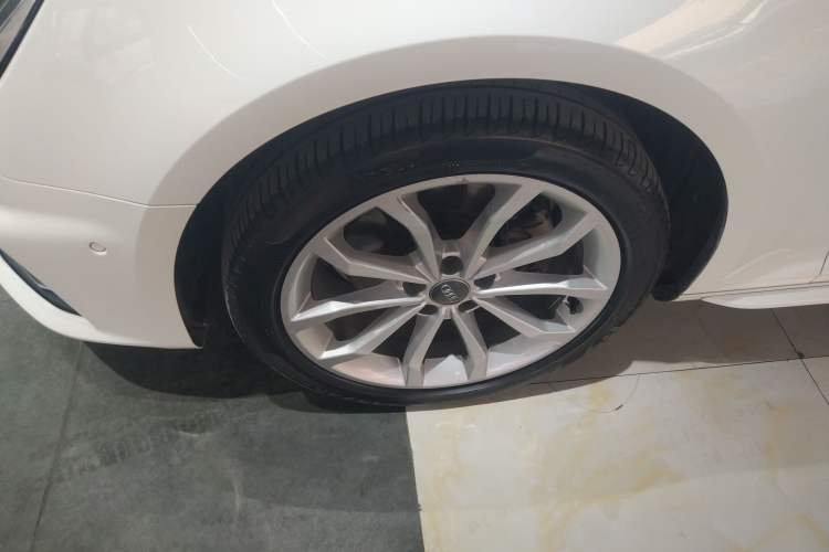 Used Audi A4L 2019 40 TFSI Fashion Edition China VI Emission Standard