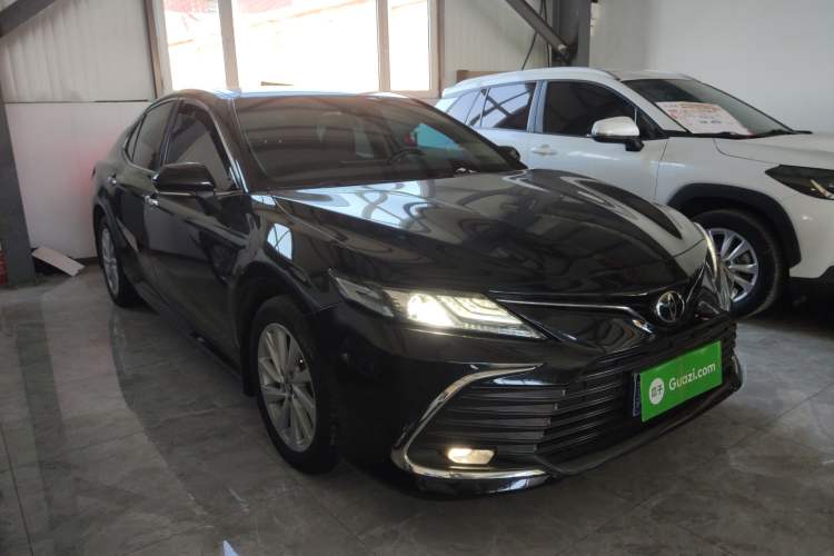 Used Toyota Camry 2021 2.0G Luxury Edition
