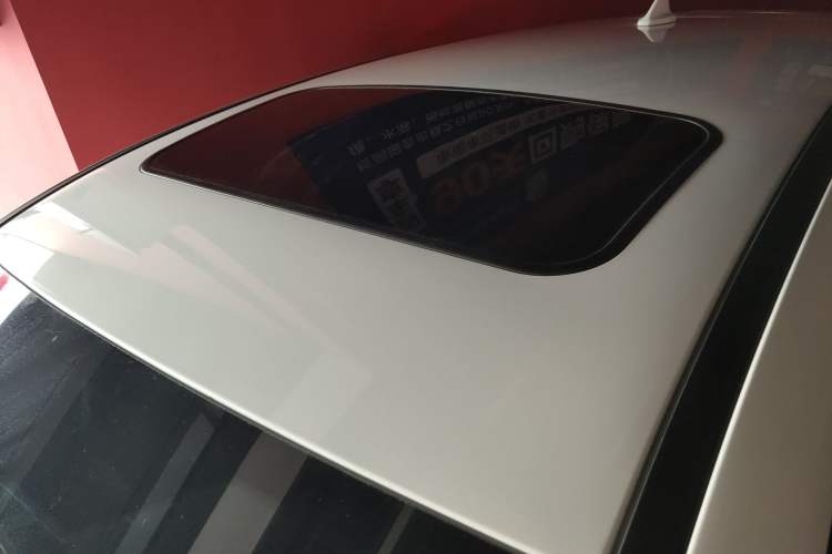 Used Ford Focus 2018 Hatchback Classic 1.6L Automatic Trendy SmartDrive Edition
