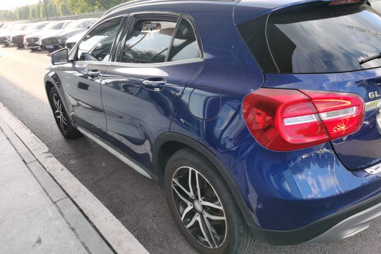 Used Mercedes-Benz GLA 2016 GLA 220 4MATIC Fashion Edition
