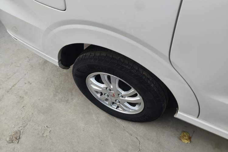 Used Wuling Hongguang 2021 1.5L Revised S Standard Version Hydraulic-Power-Assisted LAR