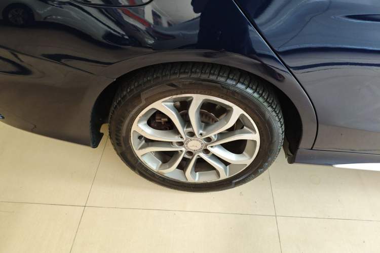 Used Mercedes-Benz C-Class 2015 C 200 L Sport Edition
