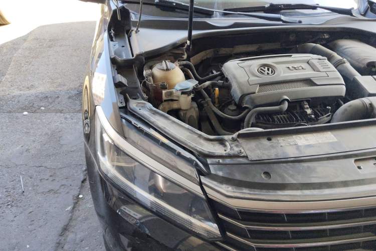 Used Volkswagen Passat 2017 330TSI DSG Luxury Edition
