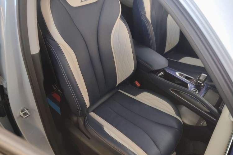 Used Geely Auto Monjaro L 2022 1.5T Thunder Hi·F Plug-in Hybrid Super Rui
