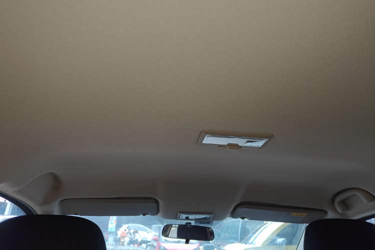 Used Suzuki S-Cross 2014 1.6L CVT Two-Wheel Drive Entry Model