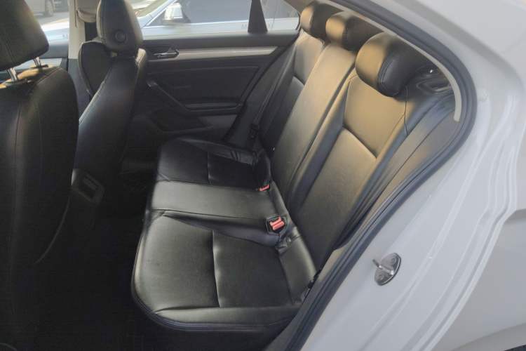 Used Volkswagen Lamando 2019 230TSI DSG Fashion Edition China VI
