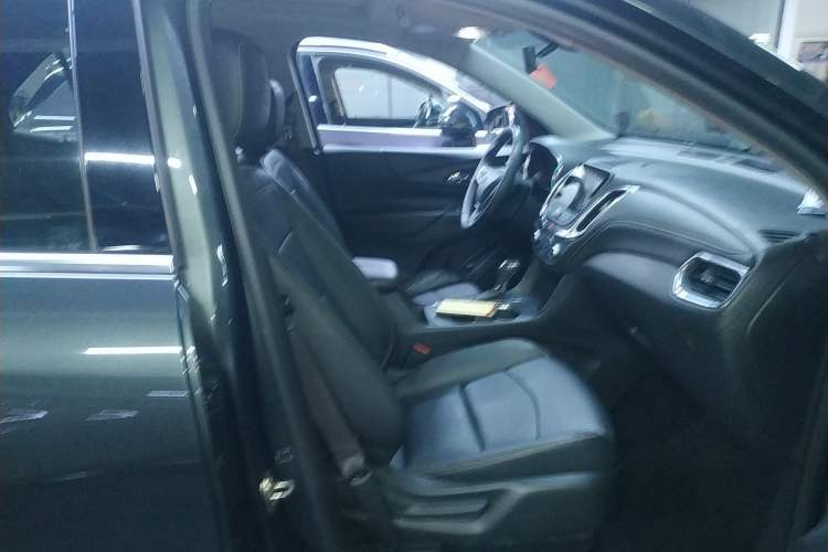 Used Chevrolet Equinox 2019 535T Automatic YuJie Edition China V Standard