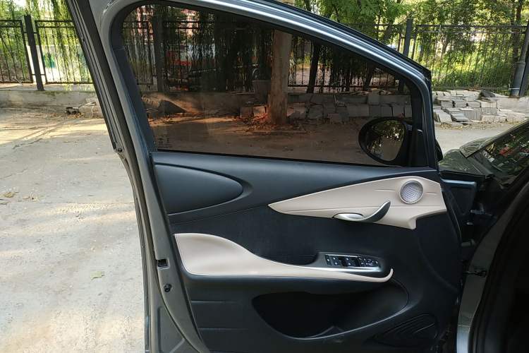 Used BYD Dolphin 2023 420 km Fashion Edition
