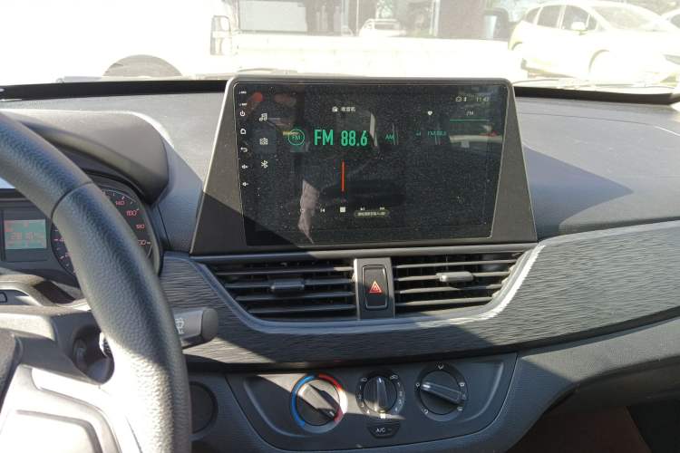 Used Baojun 310 2016 1.2L manual Comfort trim level