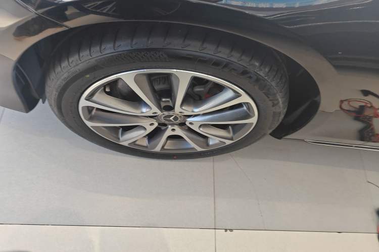 Used Mercedes-Benz E-Class 2019 E 200 L
