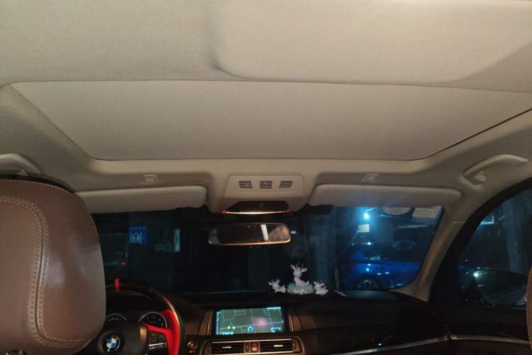 Used BMW 5 Series 2014 525Li Luxury Design Package
