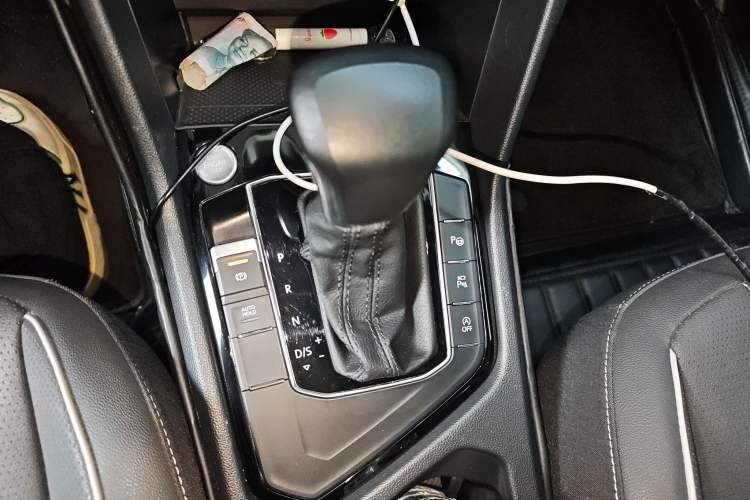 Used Volkswagen Tiguan L 2023 330TSI Automatic Two-Wheel Drive R-Line Enjoyment Edition