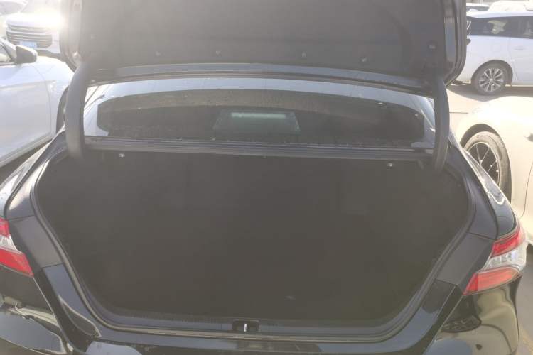 Used Toyota Camry 2019 Revised Version Dual-Engine 2.5 HG Luxury Edition
