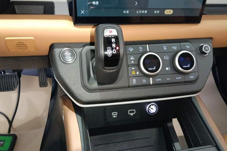 Used Land Rover Defender 2024 110 3.0T P400 Dark Edition
