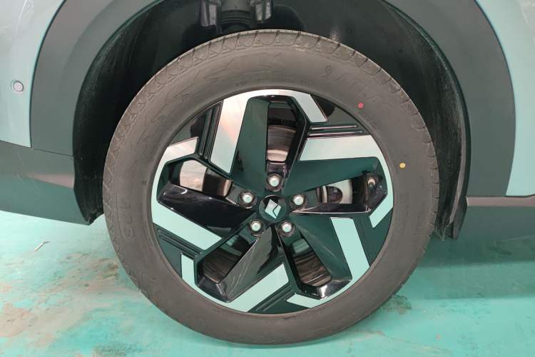 Used Baojun Yunhai 2024 140km Plug-in Hybrid Version