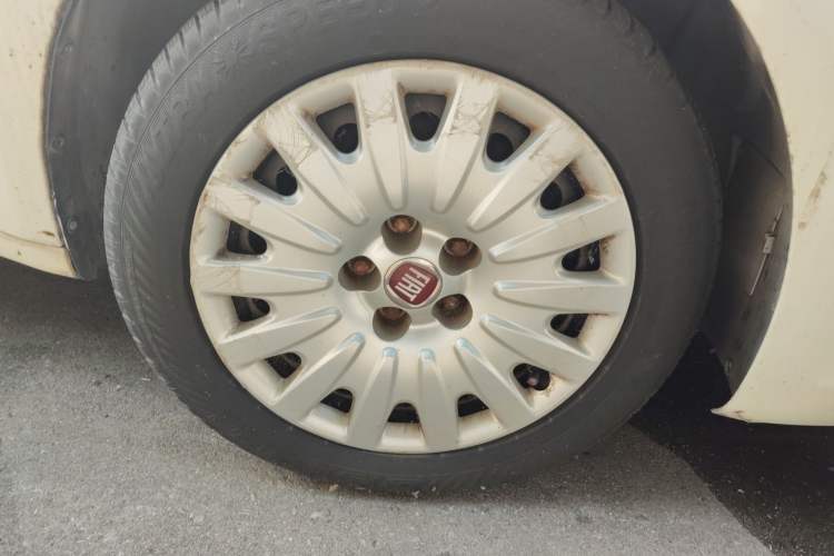 Used Fiat Viaggio 2015 1.4T Automatic Enjoyment Edition