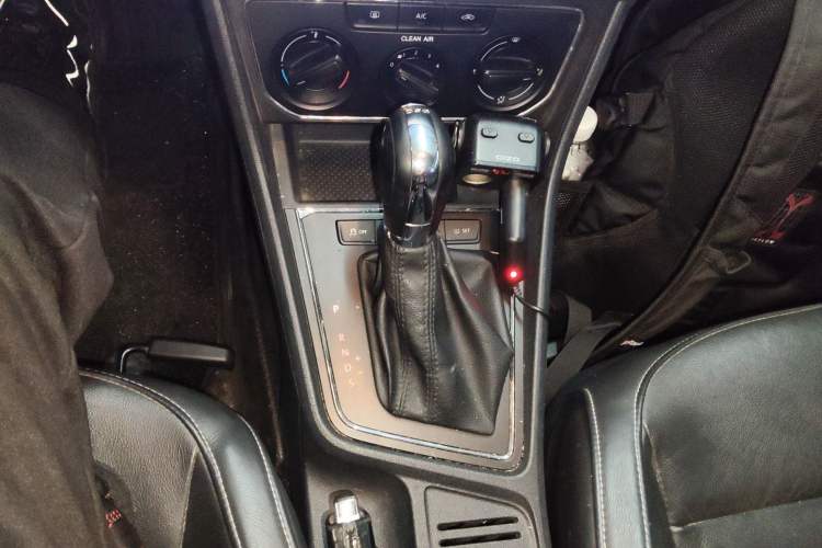 Used Volkswagen Lavida 2015 230TSI DSG Comfort Edition
