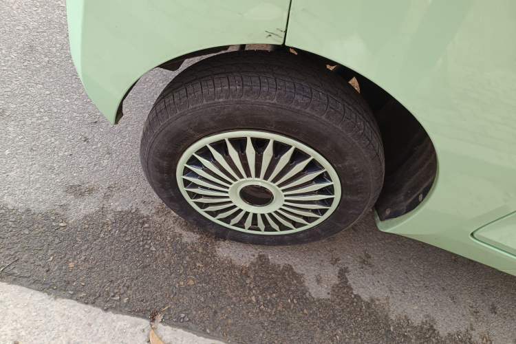 Used Chery QQ Ice Cream 2022 170km Sundae Phosphate Lithium-Ion
