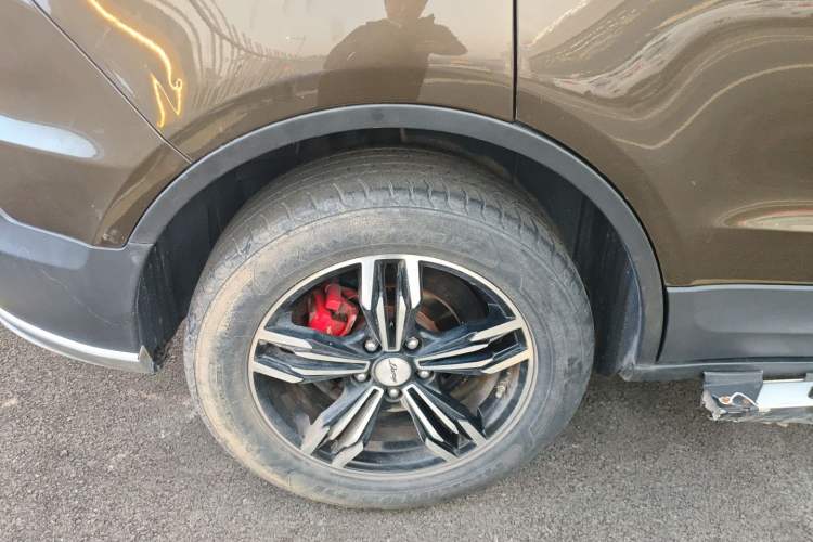 Used Zotye Domy X5 2017 Upgraded Model 1.5T Manual Luxury Edition
