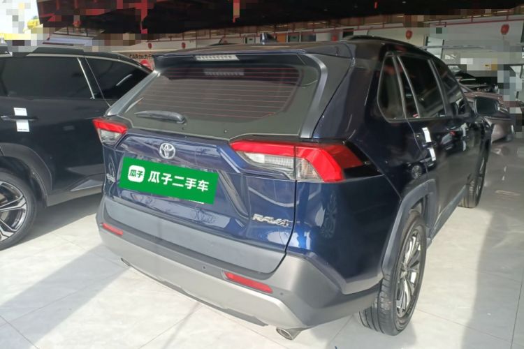 Used Toyota RAV4 2023 2.0L CVT Two-Wheel Drive Fashion Plus Edition