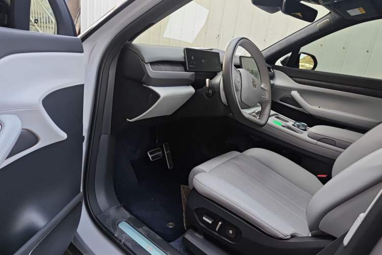 Used Nio ES8 2023 75 kWh
