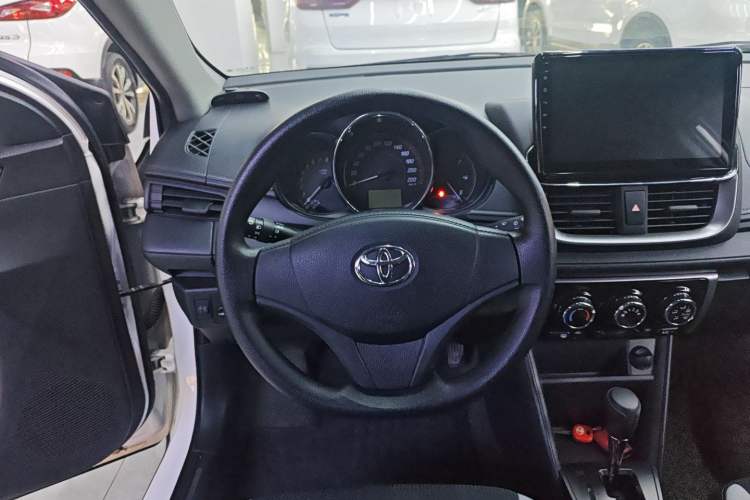 Used Toyota YARiS L 2021 X-Trail 1.5L CVT Leading Edition
