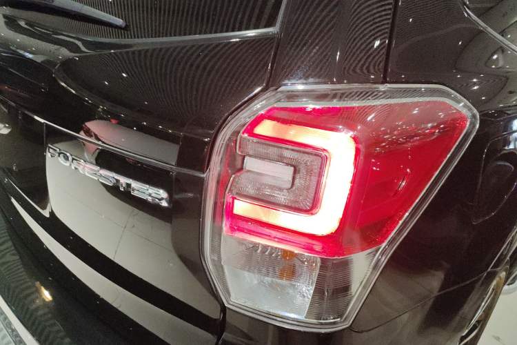 Used Subaru Forester 2016 2.5i Prestige Navigation Edition
