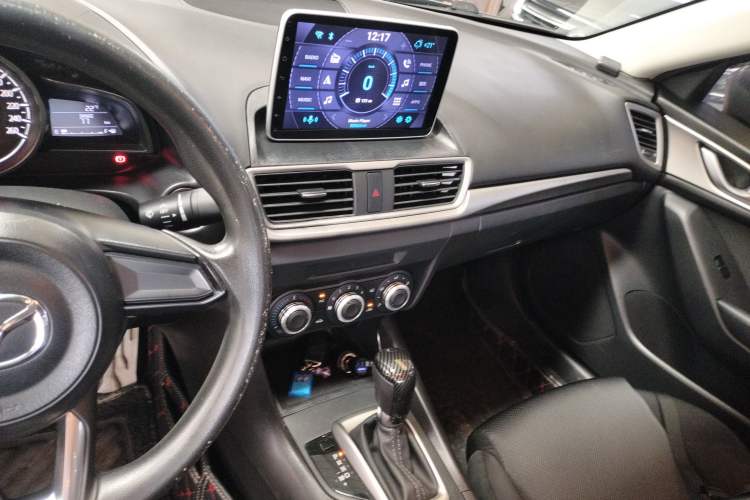 Used Mazda Mazda 3 Axela 2017 Sedan 1.5L Automatic Comfort Model Emission Standard China V
