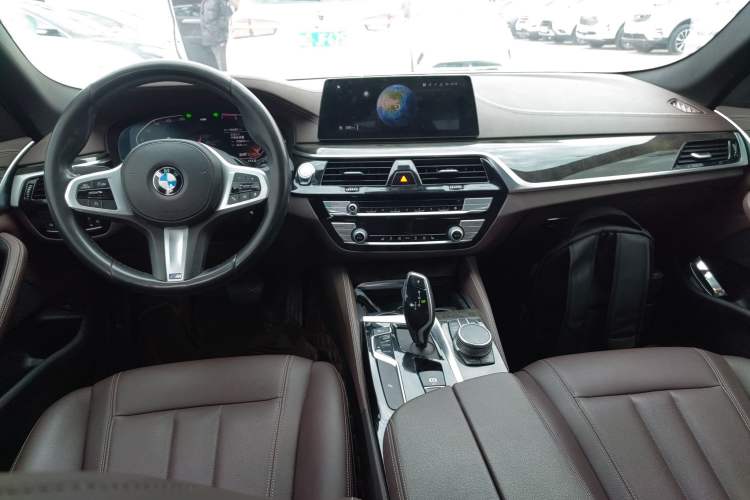 Used BMW 5 Series 2020 525Li M Sport Package