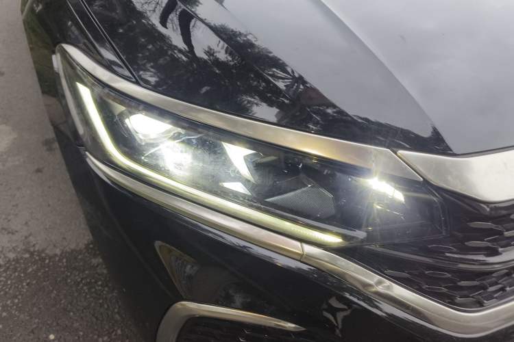 Used Volkswagen Passat 2022 330TSI Starry Elite Edition
