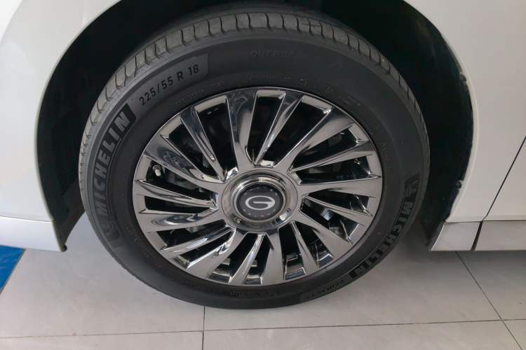 Used GAC Trumpchi M8 2023 Zongshi Series Dual-Motor YuZun Edition
