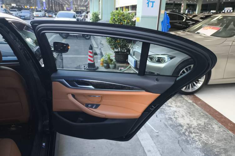 Used BMW 5 Series 2018 Revised Version 530Li Leading Edition Luxury Package
