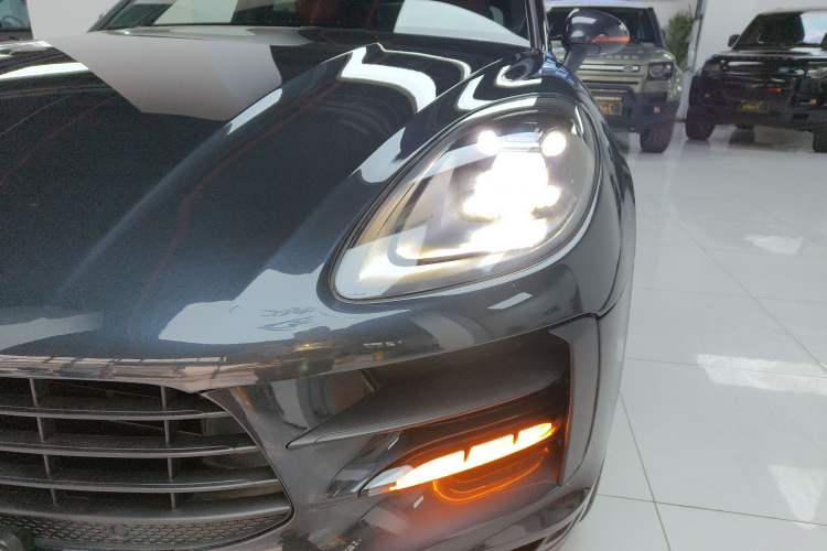 Used Porsche Macan 2018 Macan 2.0T
