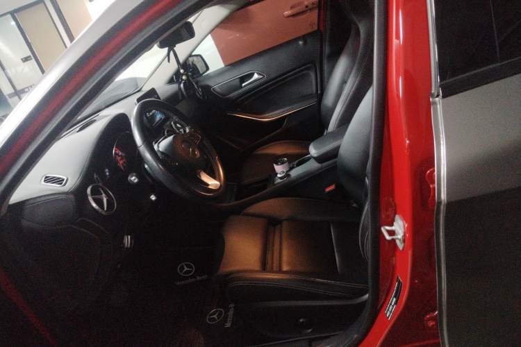 Used Mercedes-Benz GLA 2016 GLA 200 Fashion Model