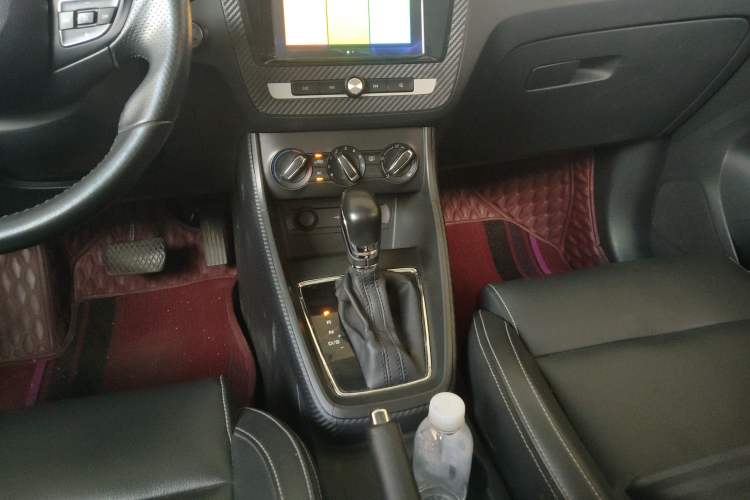 Used MG ZS 2018 1.5L Automatic Luxury Edition China V Standard
