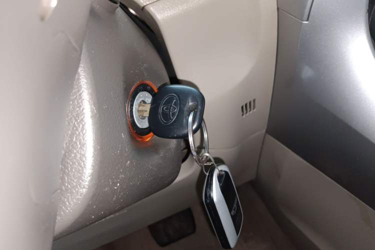 Used Toyota Verso 2014 Starlight 180E CVT Elite Edition