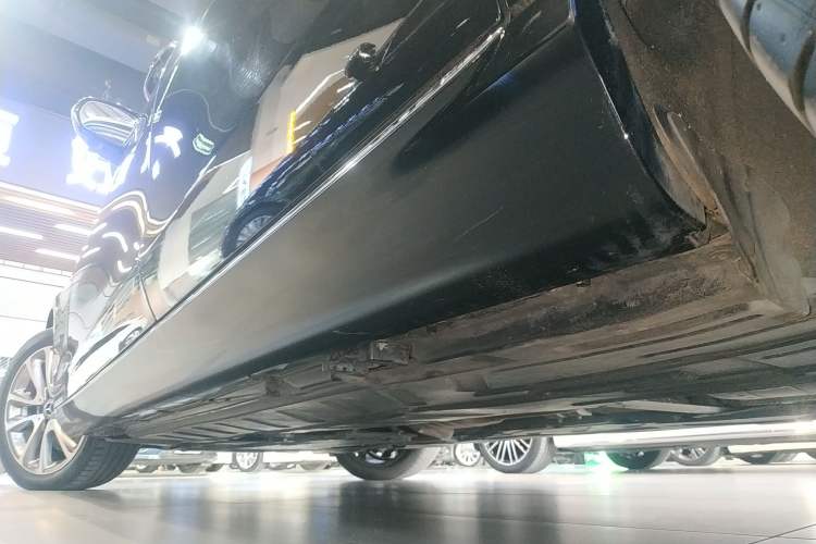 Used Mercedes-Benz E-Class 2017 E 300 L Luxury Model