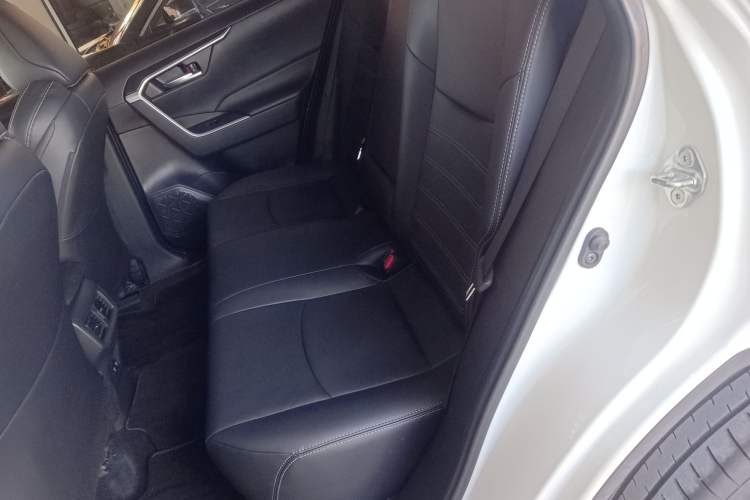 Used Toyota Wildlander 2020 2.0L CVT Two-Wheel Drive Luxury Edition