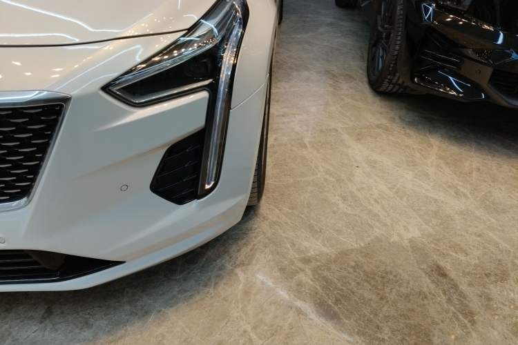 Used Cadillac CT6 2019 28T Luxury Model
