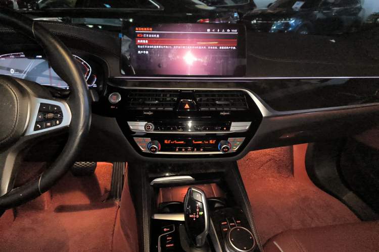 Used BMW 5 Series 2021 525Li M Sport Package