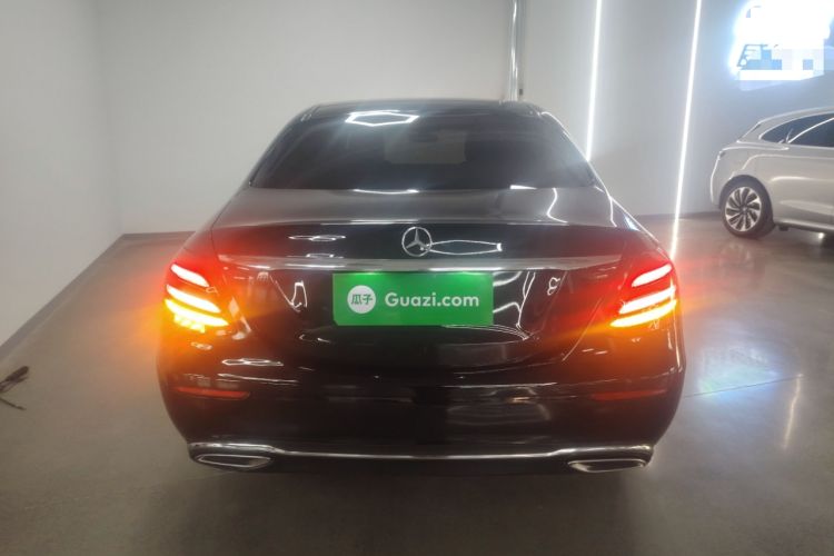 Used Mercedes-Benz E-Class 2019 E 260 L
