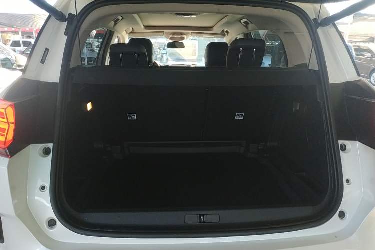 Used Citroen C5 AIRCROSS 2017 380THP Luxury Version