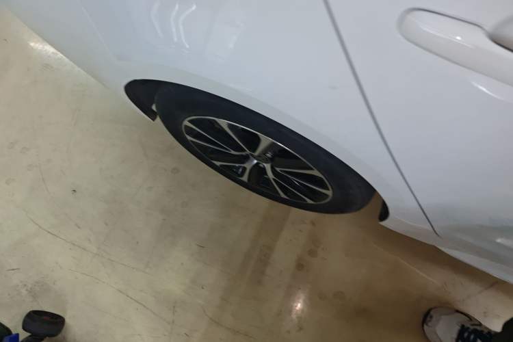 Used Toyota Levin 2023 Smart Electric Hybrid Dual-Engine 1.8L Leading Edition