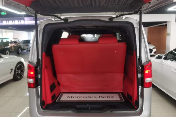 Used Mercedes-Benz Vito 2018 2.0T Business Version China VI Emission Standard
