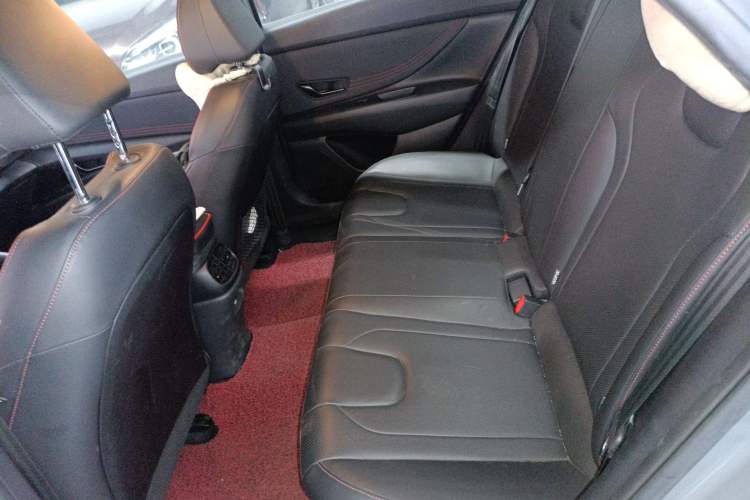 Used Hyundai Elantra 2022 240TGDi DCT LUX Prestige Edition
