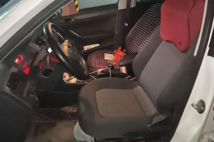 Used Volkswagen Santana 2016 1.6L Manual Fashion Edition
