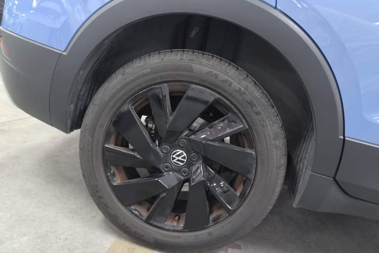 Used Volkswagen Tharu 2025 NewRui 300TSI Prestige Edition
