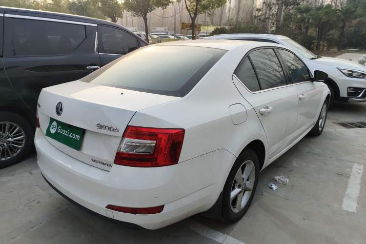 Used Skoda Octavia 2015 1.6L Automatic Yijie Edition
